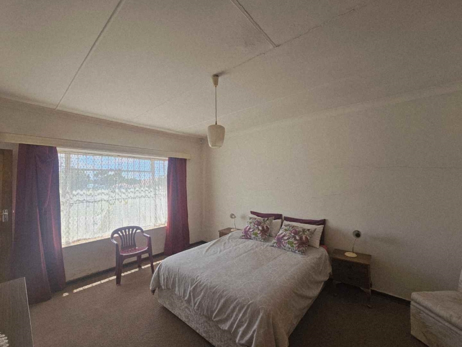 4 Bedroom Property for Sale in Ladybrand Free State